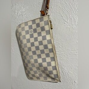 Authentic Louis Vuitton Damier Azur Pouch/Wallet Checkered Wristlet Pouch flaws